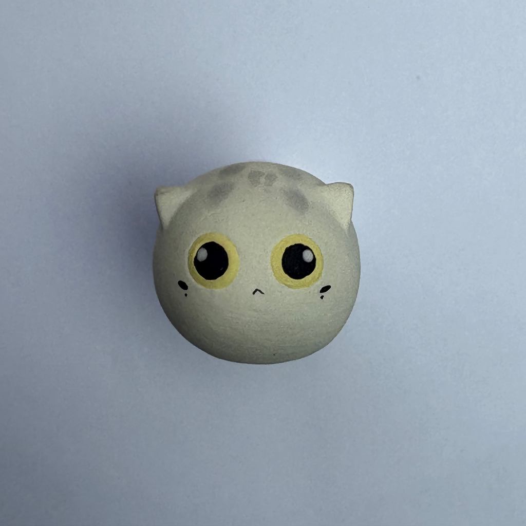 Mini Silver Shaded Cat（Storm）