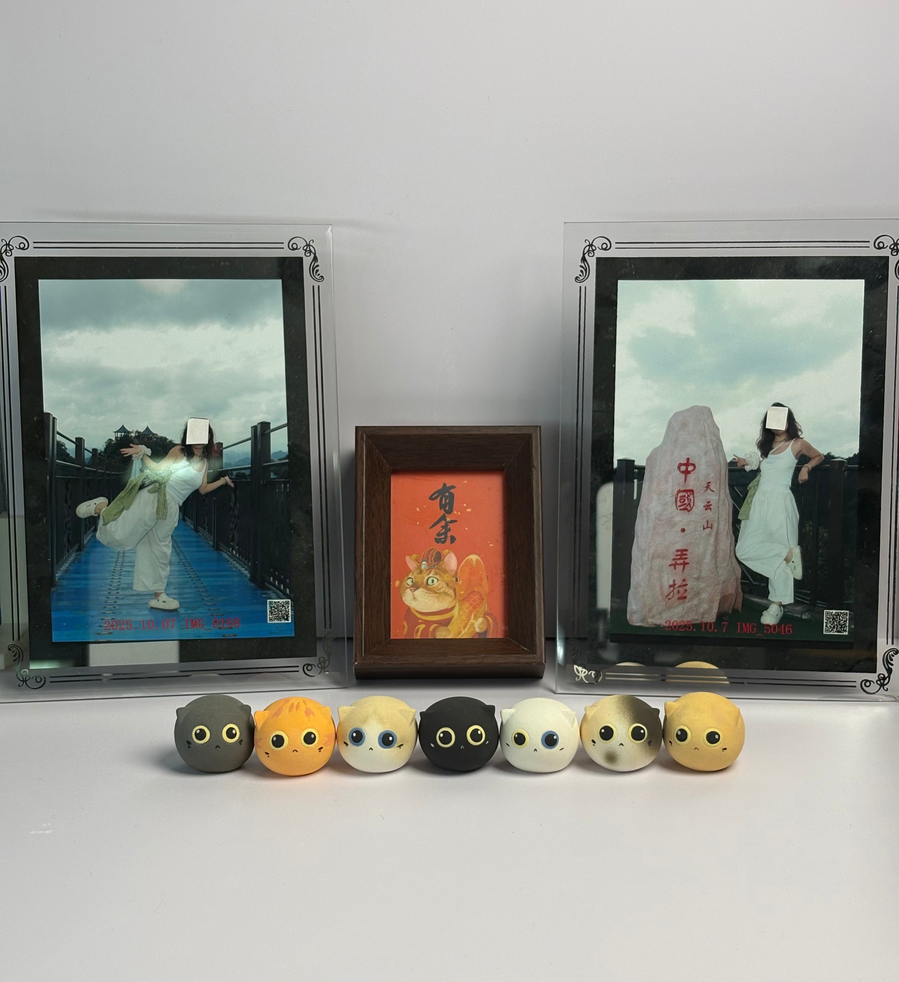 Mini Golden Shaded Cat