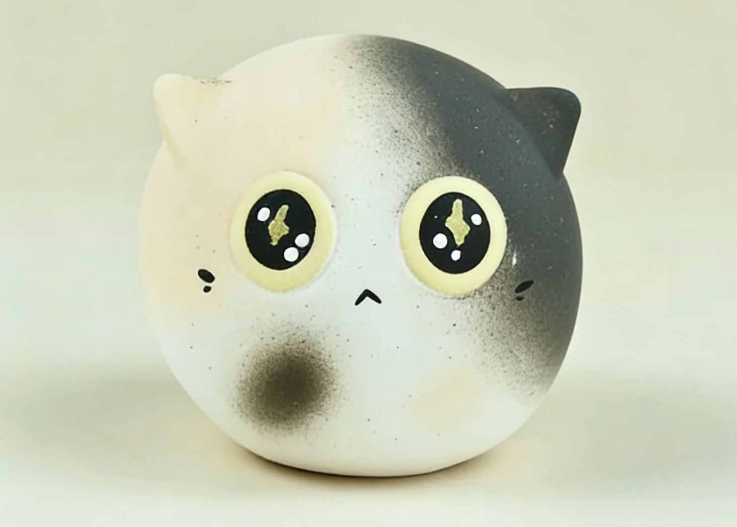 Small Size Ceramic Cat Art Ornament